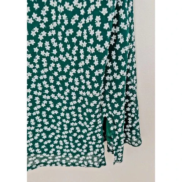 Princess Polly Green White Floral Spaghetti Strap Dress Size 2 - Picture 2 of 7